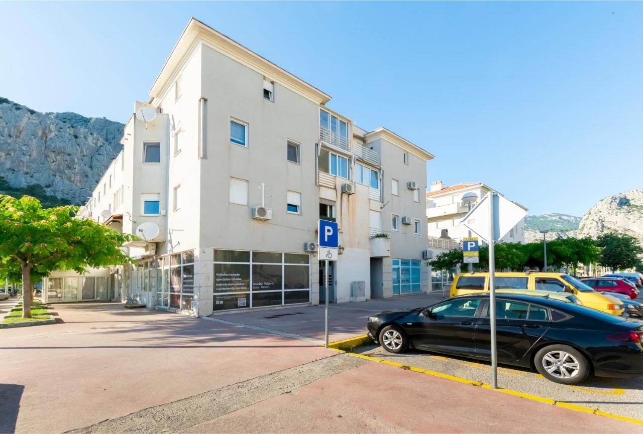 Apartment Pepalo,Omis Free Parking Bagian luar foto