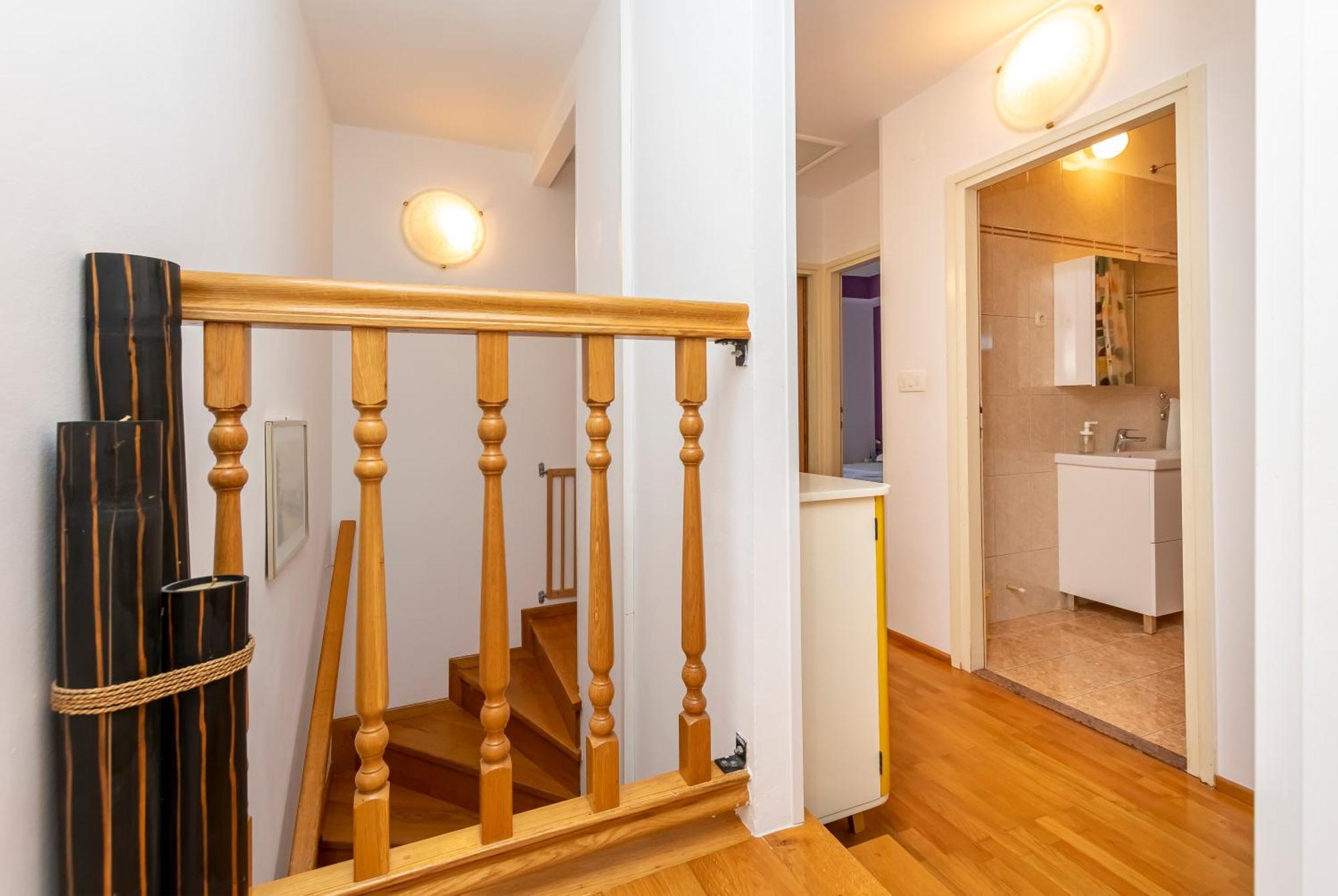Apartment Pepalo,Omis Free Parking Bagian luar foto